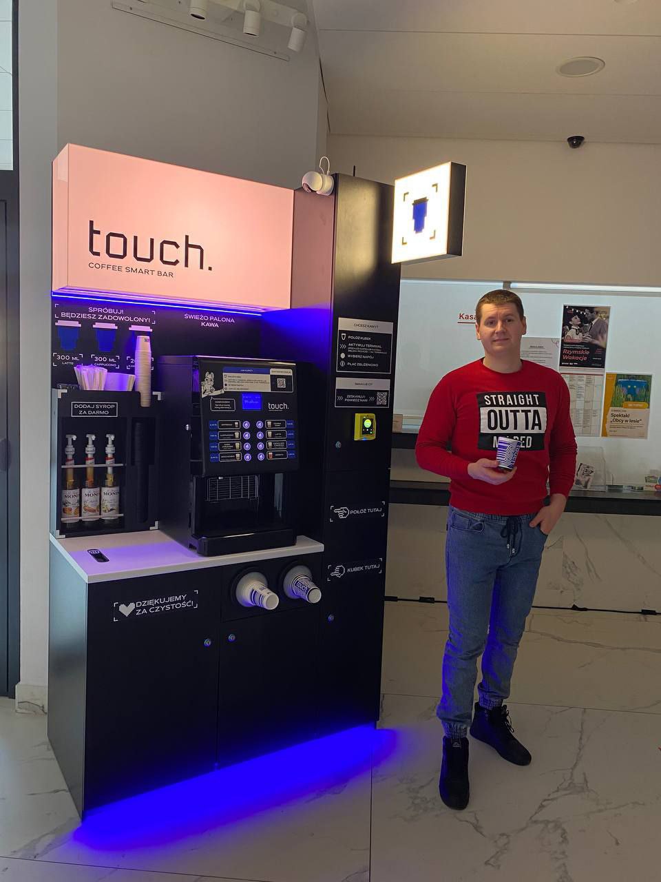 Kawiarnia samoobsługowa Touch — Centrum Kultury Nowy Pafawag, Wrocław