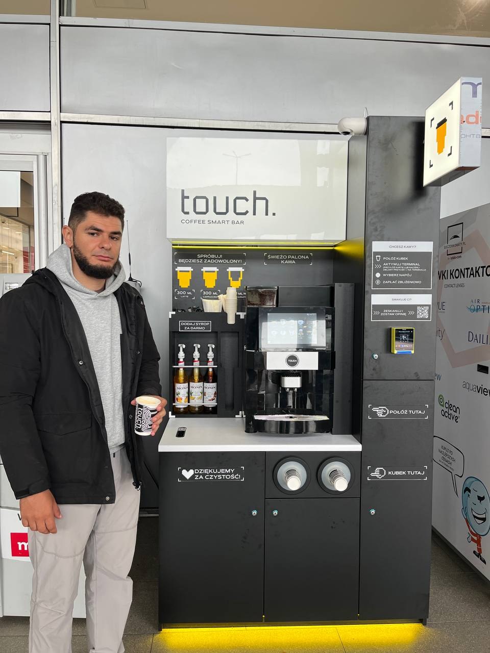 Kawiarnia samoobsługowa Touch — Centrum Handlowe Nowa Górna, Łódź