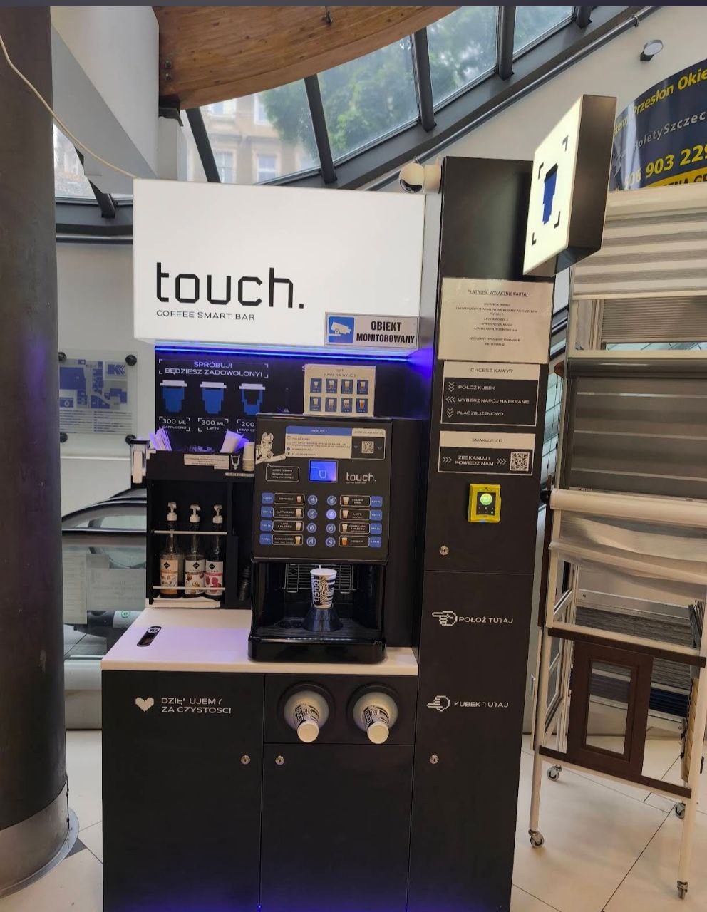 Kawiarnia samoobsługowa Touch — Centrum Handlowe Kupiec, Szczecin